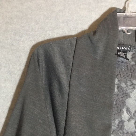 WET SEAL Cocoon Style Stretch Knit Top with Lace Back Insert & Batwing Sleeves - Picture 6 of 16